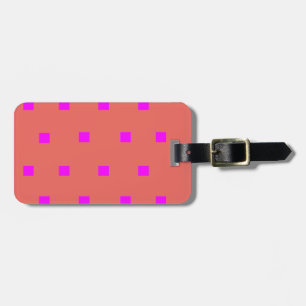 Etiqueta de equipaje de cuadrados rosa moderno