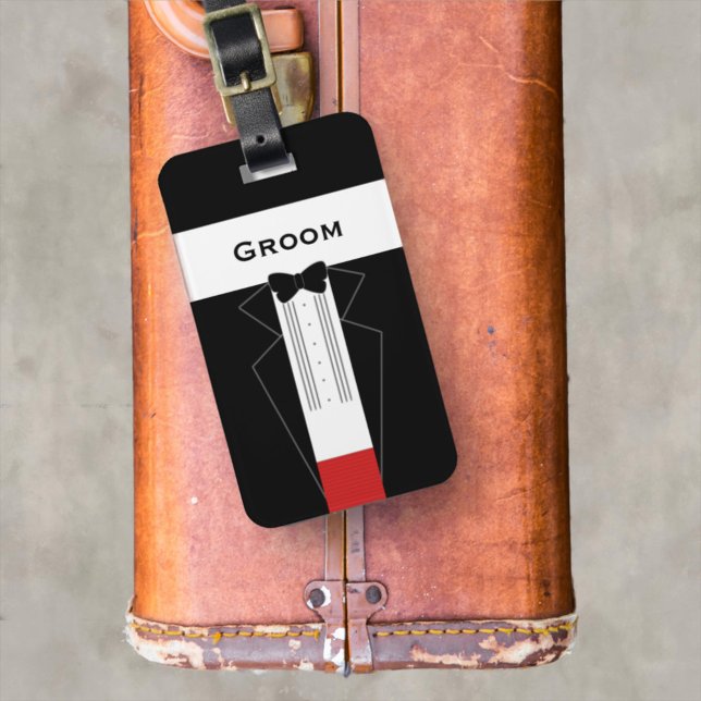 Etiqueta de equipaje personalizada para la despedi (For your Groom to zoom off on a hip trip before his honeymoon. Treat him to this!)