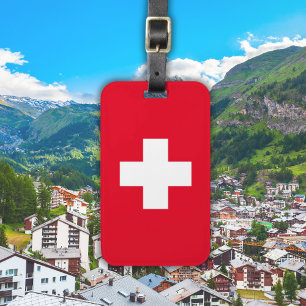 Etiqueta de equipaje rojo de bandera suiza simple