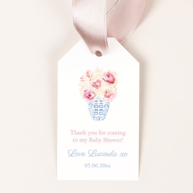 Etiqueta de Favor para Baby Shower de Rosas Rosada (Pink and blue baby shower for little girl favor tags with ginger jar and pink garden roses)