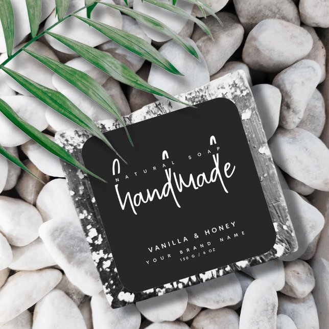 Etiqueta de jabón artesanal negro con letra minima (Subido por el creador)