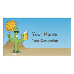 Etiqueta De Nombre Cactus con cerveza