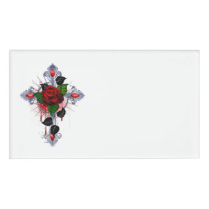 Etiqueta De Nombre Cruz de Plata con una Rosa Roja