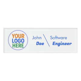 etiqueta de nombre de empleado con logotipo person