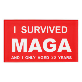 Etiqueta De Nombre I Survived MAGA