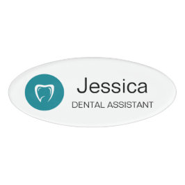 Etiqueta De Nombre Insígnia Minimalista de Asistente Dental con Logo