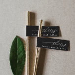Etiqueta de paja Bandera de bebida Boda romántico<br><div class="desc">Etiquetas elegantes de paja de bodas: Vístete a tu boda,  cena de ensayo,  fiesta de compromiso o bebidas de la recepción de bodas con estas pajitas de bebida. Cuentan con una superficie de 1 x 7, 25 pulgadas y son perfectas para una temática boda moderna,  elegante o romántica.</div>