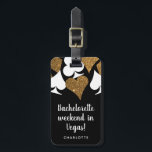 Etiqueta de portaequipajes de la Bachelorette Part<br><div class="desc">Reúne a los chicas para celebrar a la afortunada novia de estar con un fin de semana en Las Vegas y conmemorar los buenos tiempos con estas etiquetas personalizadas de bolsos de equipaje de regalo con trajes de purpurina dorado para esa glamorosa vibra de casino. Estas etiquetas personalizados son un...</div>