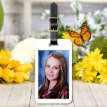 Etiqueta de portaequipajes personalizada de la fot<br><div class="desc">Sube una foto, agrega texto y crea fácilmente tu etiqueta de equipaje personalizada. Haga clic en PERSONALIZAR MÁS AÚN para cambiar el color del texto o del fondo. Puede TRANSFERIR este DISEÑO a otros productos de Zazzle y ajustarlo para que se ajuste a la mayoría de los artículos de Zazzle....</div>