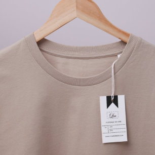 Etiqueta de precio de ropa con logotipo de empresa