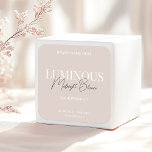 Etiqueta de producto de guión elegante moderna Bei<br><div class="desc">Infundir su marca con un aire de elegancia subestimada usando este diseño de etiqueta de personalizable. El suave tono de fondo complementa el sofisticado emparejamiento de un sans-serif moderno y un elegante tipo de letra de guión, lo que permite que sus marcas y nombres de productos se destaquen de manera...</div>