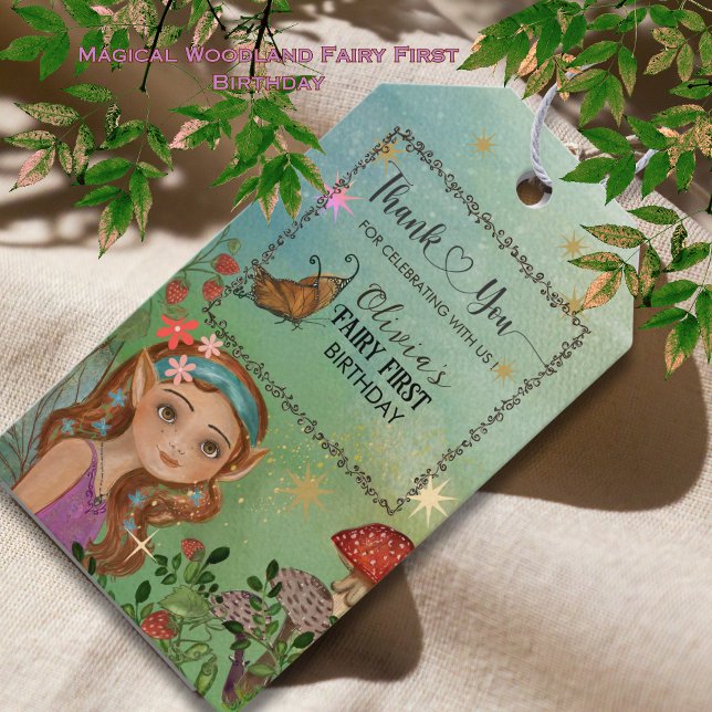 Etiqueta de Regalo de Primer Cumpleaños de Hada Má (Magical Woodland Fairy First Birthday Gift Tag)