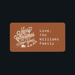 Etiqueta de regalo de Vintage Christmas Script Ter<br><div class="desc">Navidades pegatina de regalo con una hermosa imagen vintage de Navidad y el texto personal y el nombre de familia o negocio en escritura elegante y tipografía moderna en un fondo de terracota. Simplemente agrega tu mensaje. Diseñado exclusivamente para usted por Happy Dolphin Studio. Si necesita ayuda o productos coincidentes,...</div>