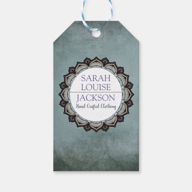 Etiqueta de ropa hecha a mano de monograma azul hu (Anverso)