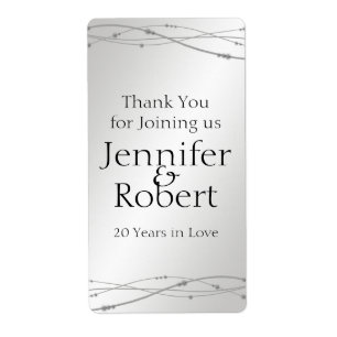 Etiqueta de vino de 20 años con puntos de platino