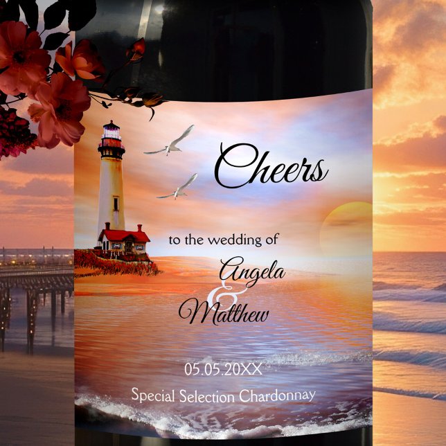 Etiqueta de vino de bodas Náuticas de faro (Elegant wine label featuring a romantic painting of an ocean with lighthouse and seagulls at sunset)