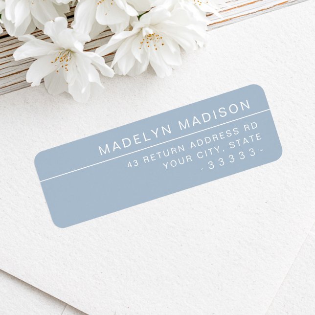 Etiqueta Dirección de devolución azul polvoriento minimalis (Modern minimalist dusty blue return address label)