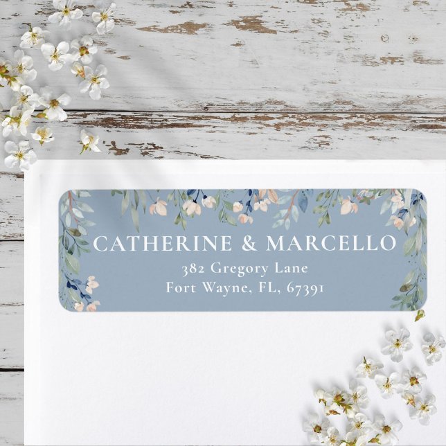 Etiqueta Dirección de devolución de Boda azul con cascada d (Floral Cascade Dusty Blue Wedding Return Address Label)