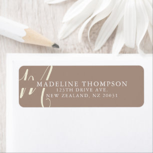 Etiqueta Dirección de escritura monogramada de Warmth Beige