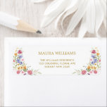 Etiqueta Dirección de retorno de la fiesta de bodas de las<br><div class="desc">El diseño es alegre y cuenta con coloridas flores silvestres de color acuático mezcladas con vegetación exuberante. Utilice los campos de texto para personalizar las etiquetas con su propio texto y detalles. Si desea cambiar el estilo de letra, color o ubicación del texto, simplemente haga clic en el botón "Personalizar...</div>