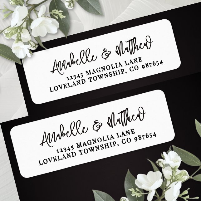 Etiqueta Dirección de Retorno de Letra Simple Blanco y Negr (Simple Black White Script Return Address Label )