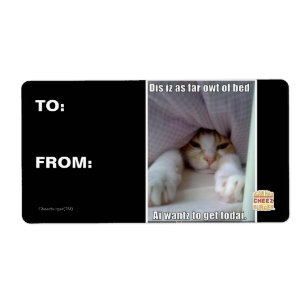 Etiqueta Dis está tan lejos de la cama.