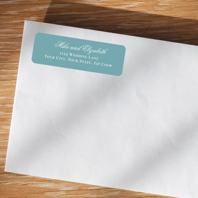 Etiqueta Dusty Blue Script Names Wedding Address (Dusty blue script wedding return address label on white envelope mockup)