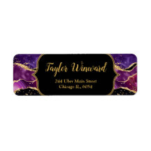 El morado oscuro y las secuencias de oro se agudiz