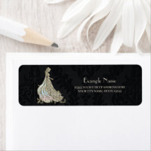 Elegancia en oro y negro.