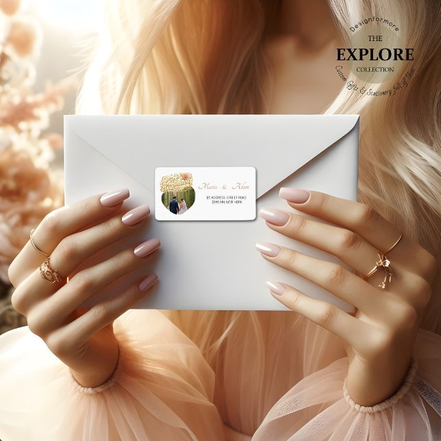 Etiqueta Elegant Blush Dahlias Golden Script Wedding Photo (Subido por el creador)