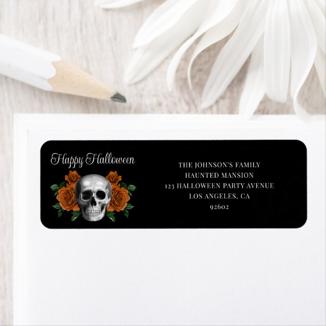 Etiqueta Elegant Gothic Floral Skull Halloween Address (In situ)