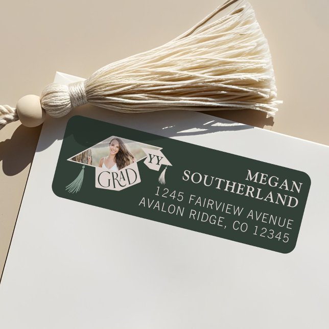 Etiqueta Elegante foto moderna de graduación con tapón y ta (Elegant Modern Grad Cap & Tassel Graduation Photo Label)