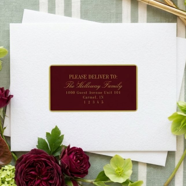 Etiqueta Elegante Gráfico de Script en Burgundy Chartreuse  (Elegant Script Chartreuse Burgundy Formal Wedding Label)