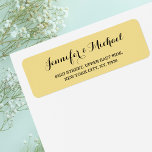 Etiqueta Elegante Script Faux Gold Dirección de retorno de<br><div class="desc">Cree su propia etiqueta de dirección de retorno, personalizada, elegante y moderna, en negro y amarillo dorado. Simplemente ingresa los nombres de la novia y el marido y la dirección. Elegantes etiquetas de dirección de retorno para uso en boda, aniversario de matrimonio, cumpleaños, ducha de novia, ducha de bebé, vacaciones...</div>