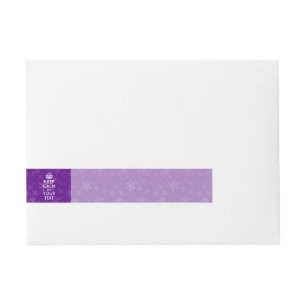 Etiqueta Envolvente De Dirección La decoración morada mantiene la calma y el texto