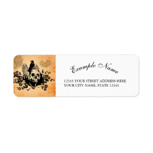 Etiqueta Espectacular cráneo con alas y cuervo
