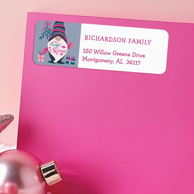 Etiqueta Finalmente abrazos y besos Navidades brillantes Gn (Finally Hugs & Kisses Fun Bright Christmas Gnome Label)