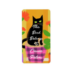 Etiqueta Gato negro con plantas domésticas a las que perten