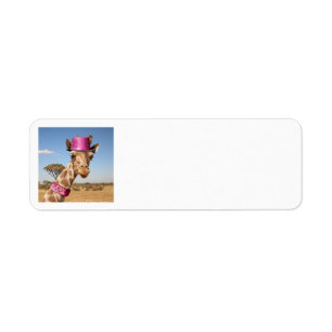 Etiqueta Giraffe en gorra rosa brillante