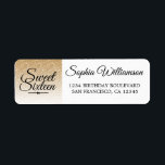 Etiqueta Gold Glitter Sweet 16 Birthday Return Address<br><div class="desc">A glamorous, chic gold glitter ombre design Sweet 16 birthday return address label. The gold glitter fades onto a white background. The text "Sweet Sixteen" in black is set in modern script. Elegant 16th birthday party return address label for a glamorous Sweet Sixteen, perfect for her, the fashionista who loves...</div>