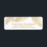 Etiqueta Gold Pinecones and Pine Needles Holiday Label<br><div class="desc">A modern and stylish holiday label that features gold pinecones and pine needles and art deco inspired typography.</div>