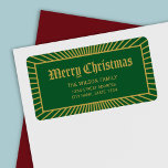 Etiqueta Green Lines Decorated Merry Christmas Address<br><div class="desc">Añade un detalle especial a tus cartas con esta etiqueta de dirección de vacaciones con un borde de línea geométrica y las palabras "Feliz Navidad" en un tipo de letra decorativa clásico contra un fondo verde. Consulte las tarjetas coincidentes y otros elementos de vacaciones aquí http://www.zazzle.com/collections/classic_decorative_holiday_collection-119101284257316622?rf=238364477188679314 Personalícelo reemplazando el texto...</div>