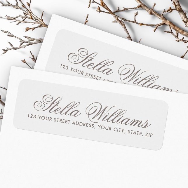 Etiqueta Guión de caligrafía gris claro romántico (Romantic light gray calligraphy script label)