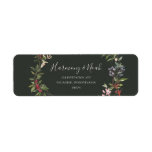 Etiqueta Holiday Chic Botanical | Dark Green Return Address<br><div class="desc">This holiday chic botanical | dark green return address label is perfect for your rustic, whimsical winter wedding. Designed with boho Christmas watercolor greenery, including red holly berries and simple green leaves. The classic bohemian December floral is another design feature that will complete the theme you're looking for. You can...</div>