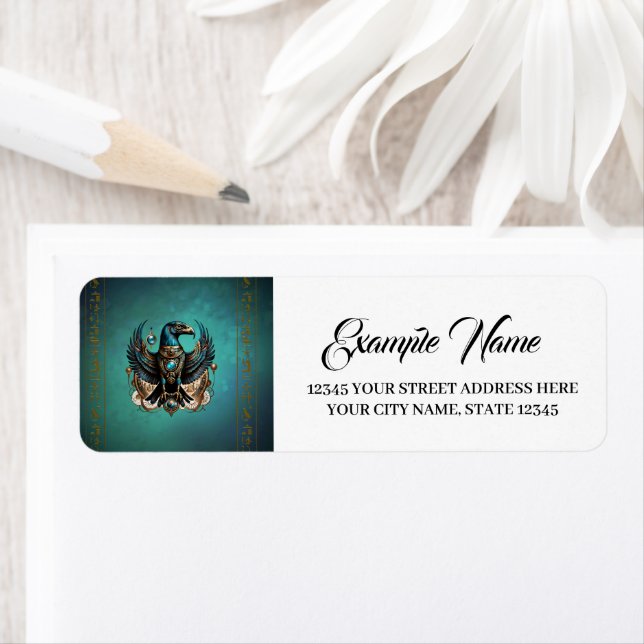 Etiqueta Horus el dios del halcón. (In situ)