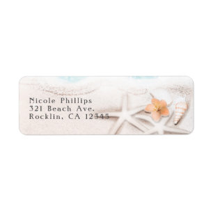 Etiqueta Invitación del océano azul en la playa de arena bl