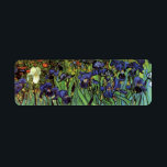 Etiqueta Irises de Vincent van Gogh, Arte de Jardín Vintage<br><div class="desc">Irises (1889) de Vincent van Gogh es un bello arte vintage post impresionsionismo paisaje floral con un jardín con iris morado barbudo cultivado por amapolas naranjas. Una sola flor blanca de iris está floreciendo al borde. Sobre el artista: Vincent Willem van Gogh (1853-1890) fue uno de los pintores más famosos...</div>