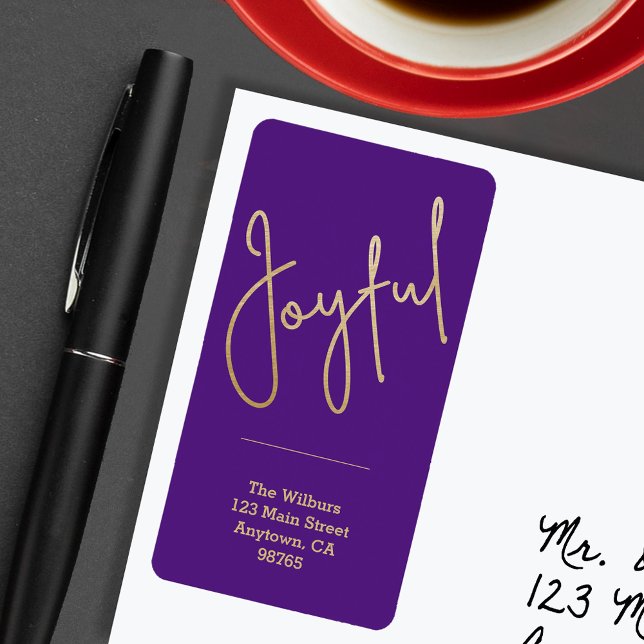 Etiqueta JOYFUENTE Relieve metalizado dorado falso sobre el (JOYFUL Faux Gold Foil on Purple Return Address Labels)