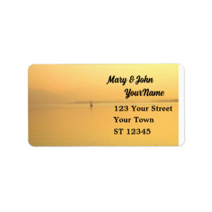 Etiqueta Lago Dorado con Placemat en barco