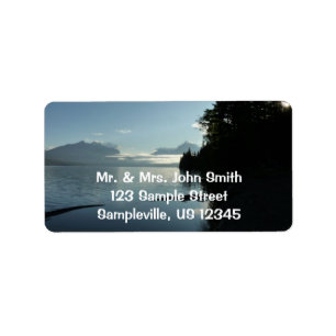 Etiqueta Mañana en el lago McDonald en el Parque Nacional d